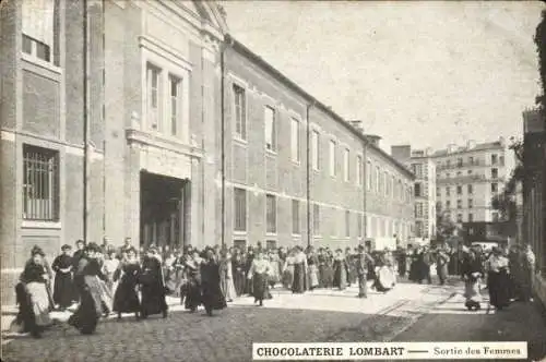 Ak Paris XIII, Chocolaterie Lombart, Sortie des Femmes