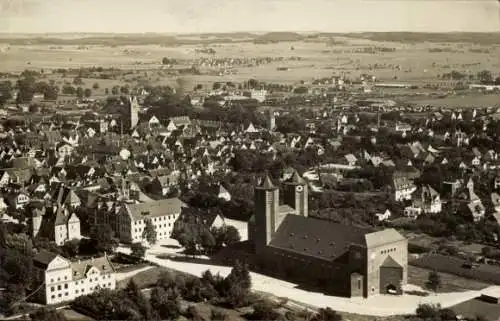 Ak Memmingen in Schwaben, Fliegeraufnahme, Kirche