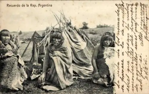 Ak Argentinien, Frauen in Trachten, Zelt