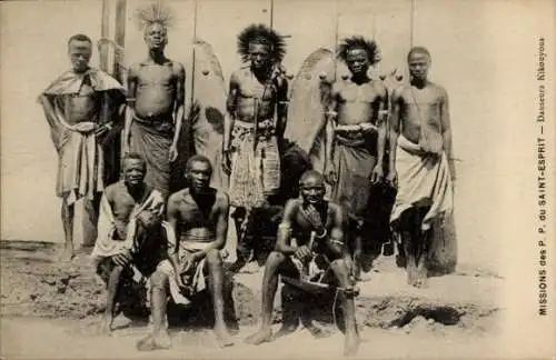 Ak Missions des PP du Saint Esprit, Danseurs Kikouyous