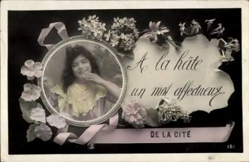 Ak Mädchen-Porträt, Blumen