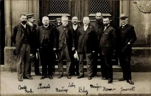 Foto Ak Männer-Gruppenfoto, Menschengruppe