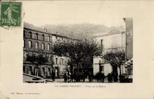 Passepartout Ak La Garde Freinet Var, Place de la Mairie