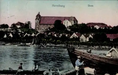 Ak Havelberg in Sachsen Anhalt,  Dom, Gewässer, Boote, Häuser