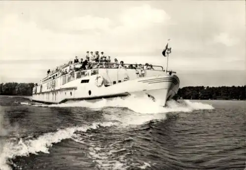 Ak Berlin Köpenick, Luxusfahrgastschiff der Weißen Flotte auf dem Müggelsee