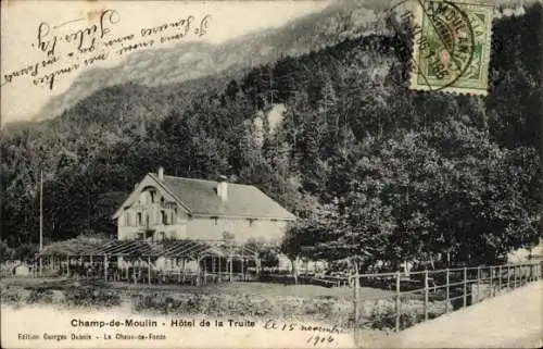 CPA Champ du Moulin Canton du Jura, Hotel de la Truite