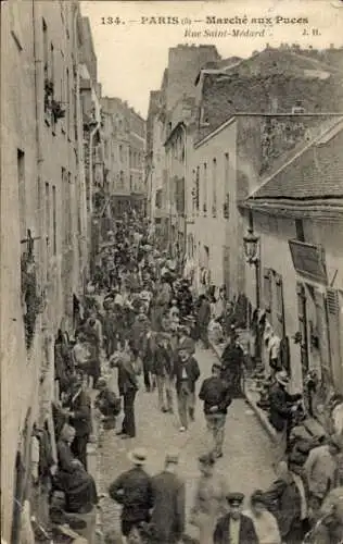 Ak Paris V, Marché aux Puces, Rue St Médard