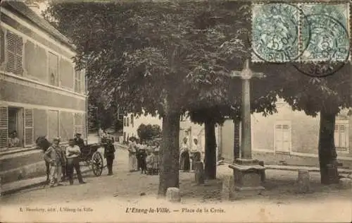 Ak L'Etang la Ville Yvelines, Place de la Croix