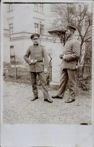 Foto Ak Deutsche Soldaten in Uniformen, Portrait