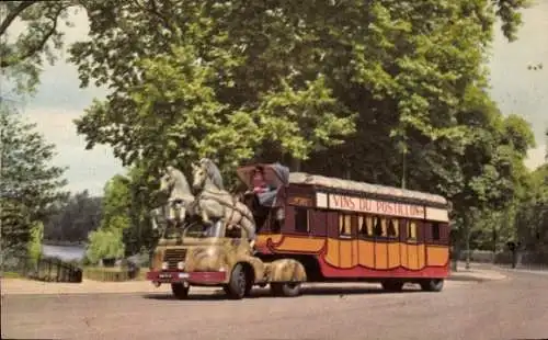 Ak Autobus, Vins du Postillon, Pferdefiguren auf dem Fahrzeugdach