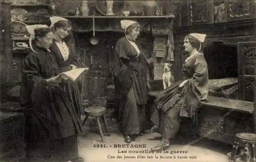 Ak Bretagne, Frauen in Volkstrachten