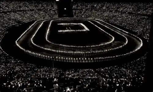 Ak Berlin, Olympia Stadion, Innenraum, beleuchtete Veranstaltung