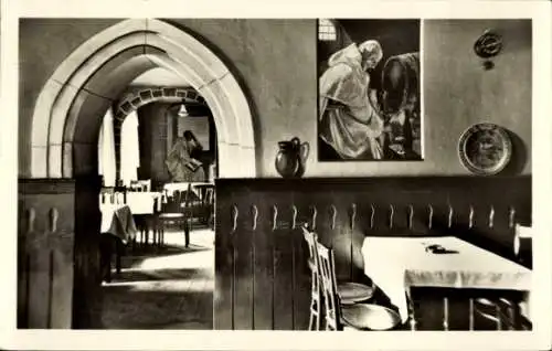 Ak Chorin in der Mark, Restaurant, Bauwerk, Holzstühle, Tische, Gemälde, Bögen