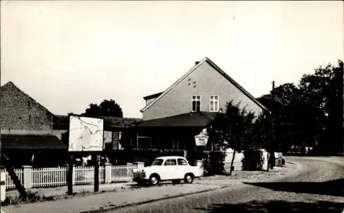 Ak Wolzig in der Mark, Gasthof am Kanal