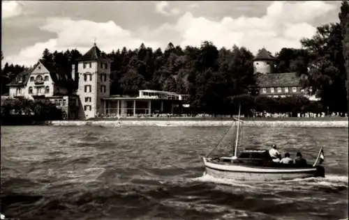 Ak Überlingen am Bodensee, Hotel am See, Kurhaus, Boot auf dem Bodensee, Wald, Himmel