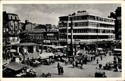 Ak Moravská Ostrava Mährisch Ostrau Region Mährisch Schlesien, Hauptplatz mit Gebäuden und Mar...