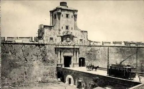 Ak Cádiz Andalusien, Puerta de Tierra, historische Architektur, Straßenbahn, Pferdewagen