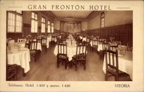 Ak Vitoria Gasteiz Baskenland, Gran Frontón Hotel, Speisesaal, elegante Einrichtung, Tische ge...