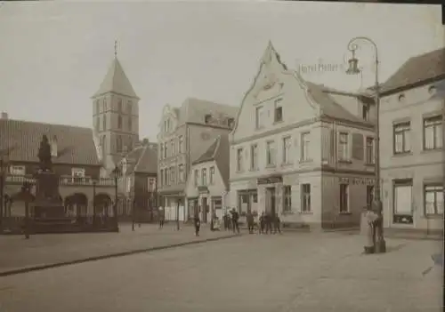 Original Foto Rheine im Münsterland, NRW, Klosterstraße mit Kriegerdenkmal, um 1900