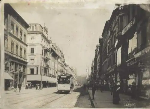 Original Foto Saarbrücken im Saarland, Bahnhofstraße mit Straßenbahn, um 1900