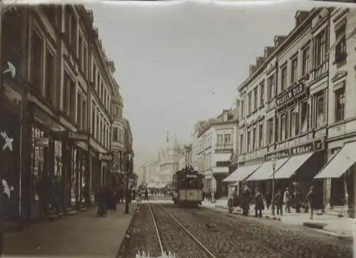 Original Foto Saarbrücken im Saarland, Eisenbahnstraße mit Straßenbahn, um 1900