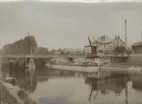 Original Foto Frankreich, Lothringen, Saargemünd (Sarreguemines), Partie an der Saar, um 1900