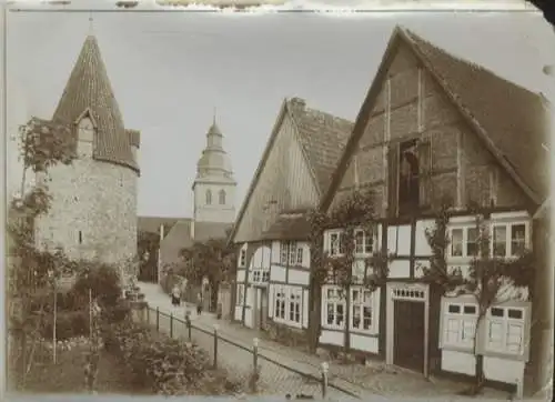 Original Foto Salzuflen in Nordrhein-Westfalen, Fachwerkhäuser, Katzenturm, evang. Kirche, um 1900