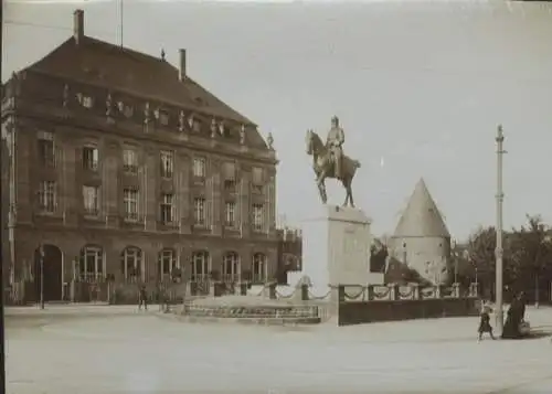 Original Foto Metz an der Mosel in Frankreich, Kaiser Friedrich Denkmal und Reichsbank, um 1900