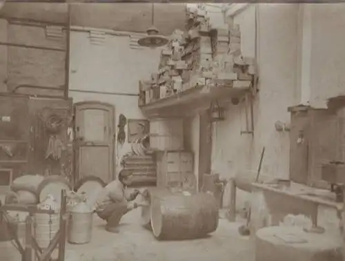 Original Foto Schlesien Zabrze (ehem. Hindenburg), Brauerei(?), Fassmacherei(?), um 1900