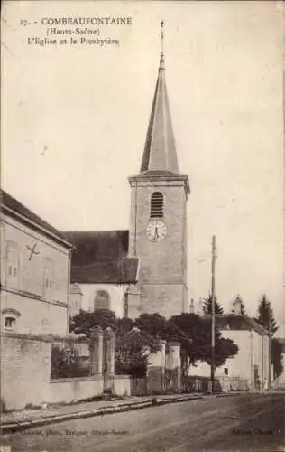 Ak Combeaufontaine Haute Saône, Kirche und Pfarrhaus in Combeaufontaine