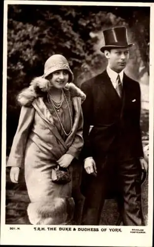Ak The Duke and Duchess of York, Elizabeth Bowes Lyon, King George VI, Portrait