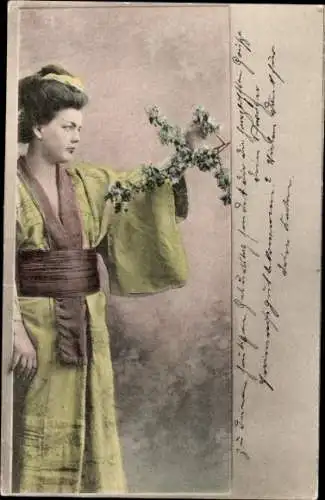 Ak Frau in japanischer Tracht, Portrait