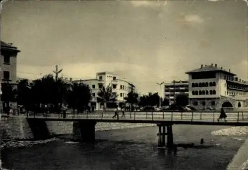 Ak Pejë Peć Peja Kosovo, Fußgängerbrücke