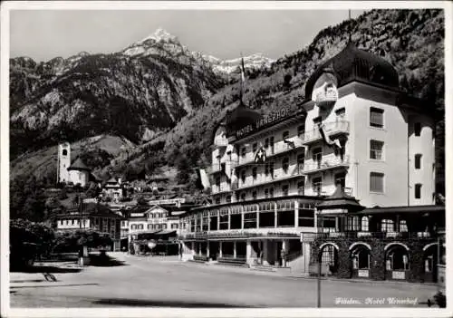 Foto Ak Flüelen Uri Schweiz, Partie am Hotel Urnerhof