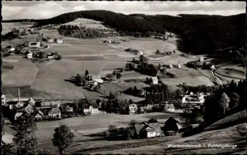 Ak Warmensteinach Oberfranken Bayern, Landschaftsaufnahme von  Wiesen, Hügel, Gebäude, Fichtel...