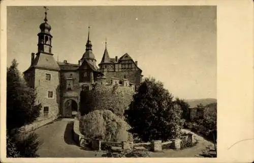 Ak Lauenstein Ludwigsstadt in Oberfranken, Burg Lauenstein, Schloss mit Türmen, botanische Umg...