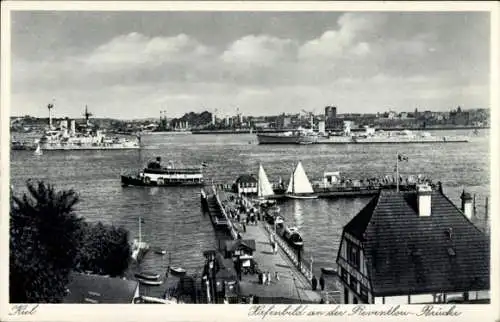 Ak Kiel, Hafenbild, Reventlow-Brücke, Schiffe, Wasser, Hafen