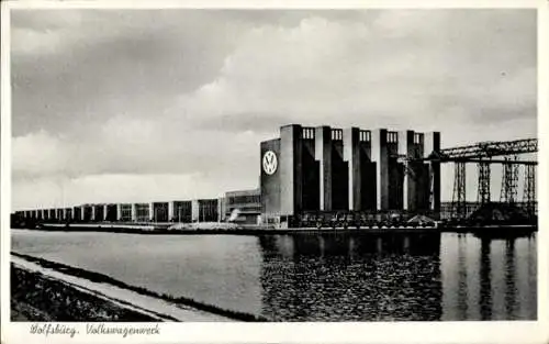 Ak Wolfsburg in Niedersachsen,  Volkswagenwerk, Industrialarchitektur, Wasserfront