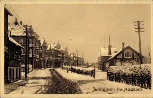 Ak Hadsten Favrskov Dänemark, Straßenpartie, Winter, Julehilsen