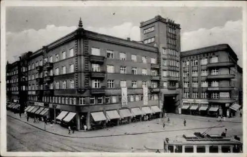 Ak Moravská Ostrava Mährisch Ostrau Region Mährisch Schlesien, Gebäude Concordia, Straßenbahn