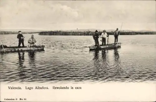 Ak Valencia Stadt Spanien, Lago Albufera, Vier Angler auf Booten, Naturgewässer, ruhiges Wasser