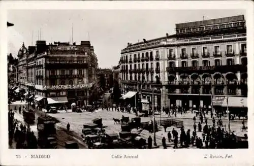 Ak Madrid Spanien, Historische Ansicht, Calle Arenal, Almacenes Simeon, Verkehrsaufkommen