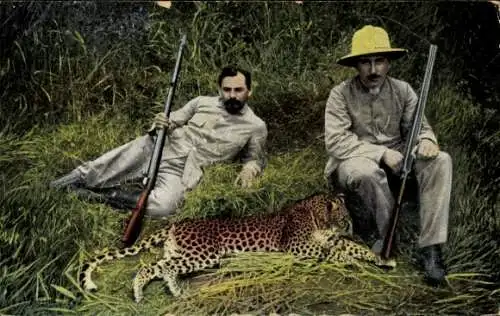 Ak Erlegter Leopard, Ost Afrika, Zwei Jäger, Kolonialzeit