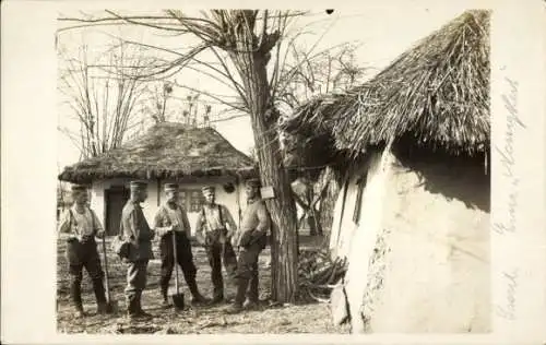 Foto Ak Sasul Rumänien, Deutsche Soldaten in Uniform, 1. WK