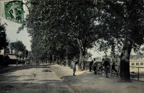 Ak Asnières sur Seine Hauts-de-Seine, Quai