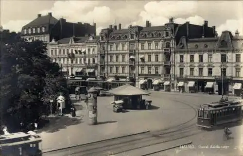 Ak Malmö Schweden, Gustaf Adolls torg, Straßenbahn, Litfaßsäule