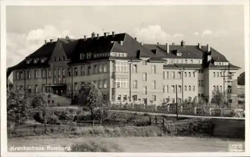 Ak Rumburk Rumburg Region Aussig, Krankenhaus  großes Gebäude, ländliche Umgebung