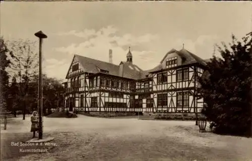 Ak Bad Sooden Allendorf an der Werra Hessen, Kurmittelhaus, Fachwerkbau, Parkanlage, städtisch...