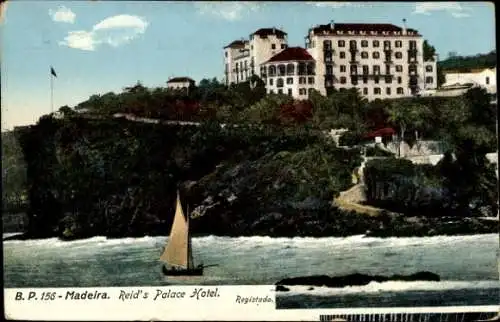 Ak Insel Madeira Portugal, Reid's Palace Hotel, Küste, Segelboot