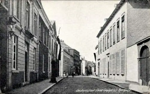 Ak Roermond Limburg Niederlande, Swalenstraat, Straßenansicht, Gebäude links und rechts